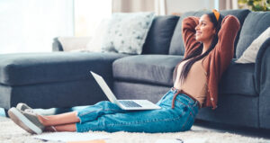 Supporting Students and Faculty in the Online Classroom: Slow Down and Simplify at the End